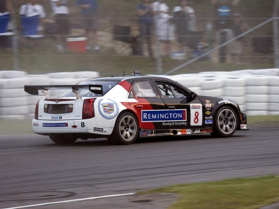  Cadillac CTS-V Race Car 2005 года  (фото 4 из 30)